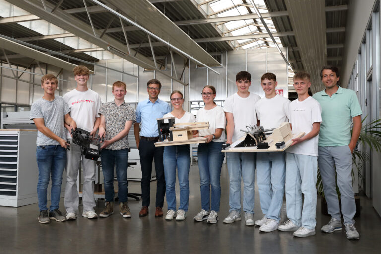 Liebherr-Förderpreise für Nachwuchstalente des Technischen Gymnasiums