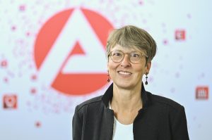 Katrin Meyer Katrin Meyer
